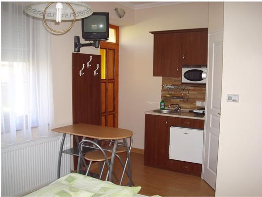 Апартаменты Nemeti Apartmanhaz Хайдусобосло Номер фото
