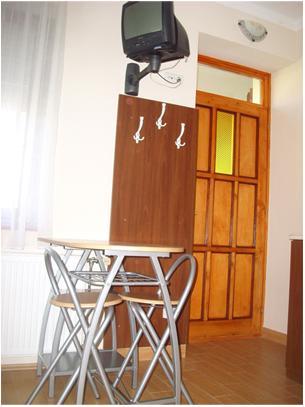 Апартаменты Nemeti Apartmanhaz Хайдусобосло Экстерьер фото